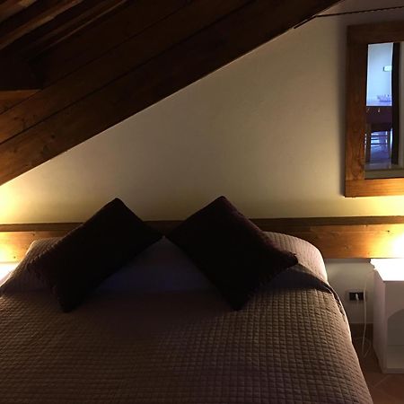 Guest House Dimora Fiorita Serracapriola Bilik gambar